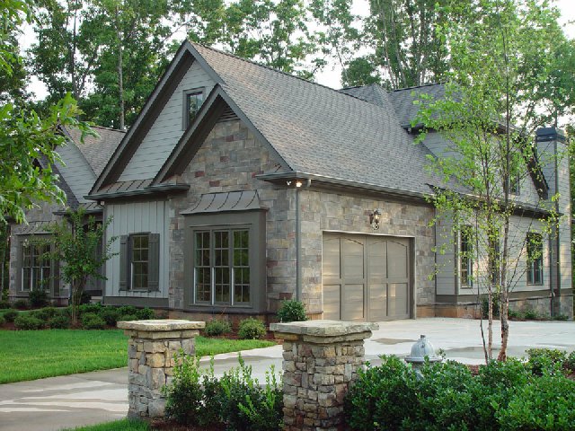 A house with Pennsylvania Biltmore stone walls